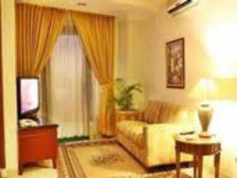 Travellers Suites Serviced Apartments Medan Dış mekan fotoğraf
